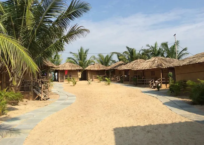 Blue Corner Beach Huts & Restaurant