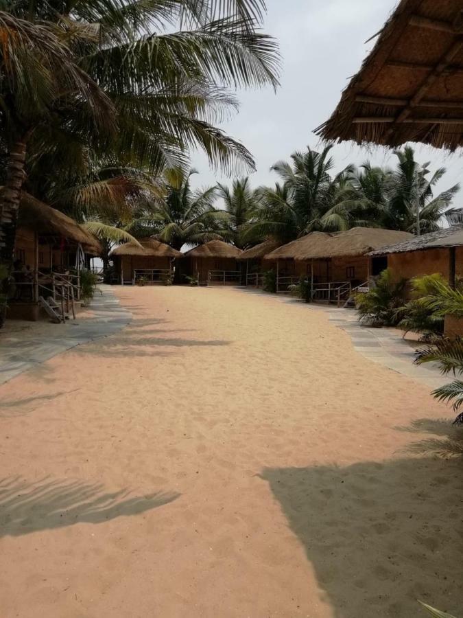 Hotel Blue Corner Huts & Restaurant Benaulim